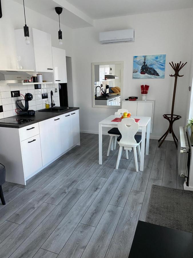 Studio Apartman Lora Lipik Exterior photo